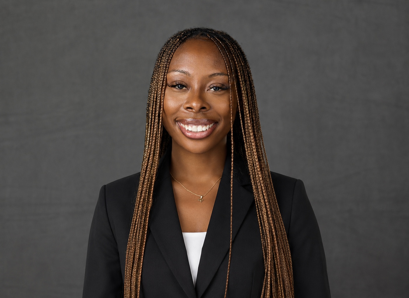 Nini Ogele headshot
